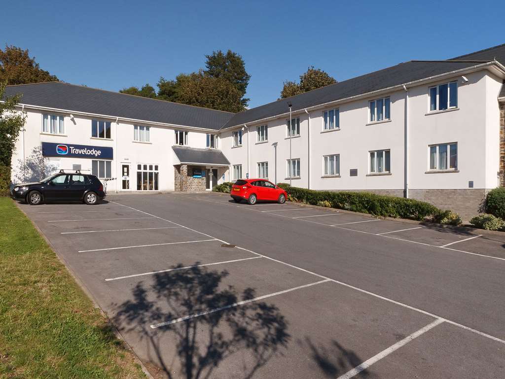 Travelodge Pembroke Dock Esterno foto